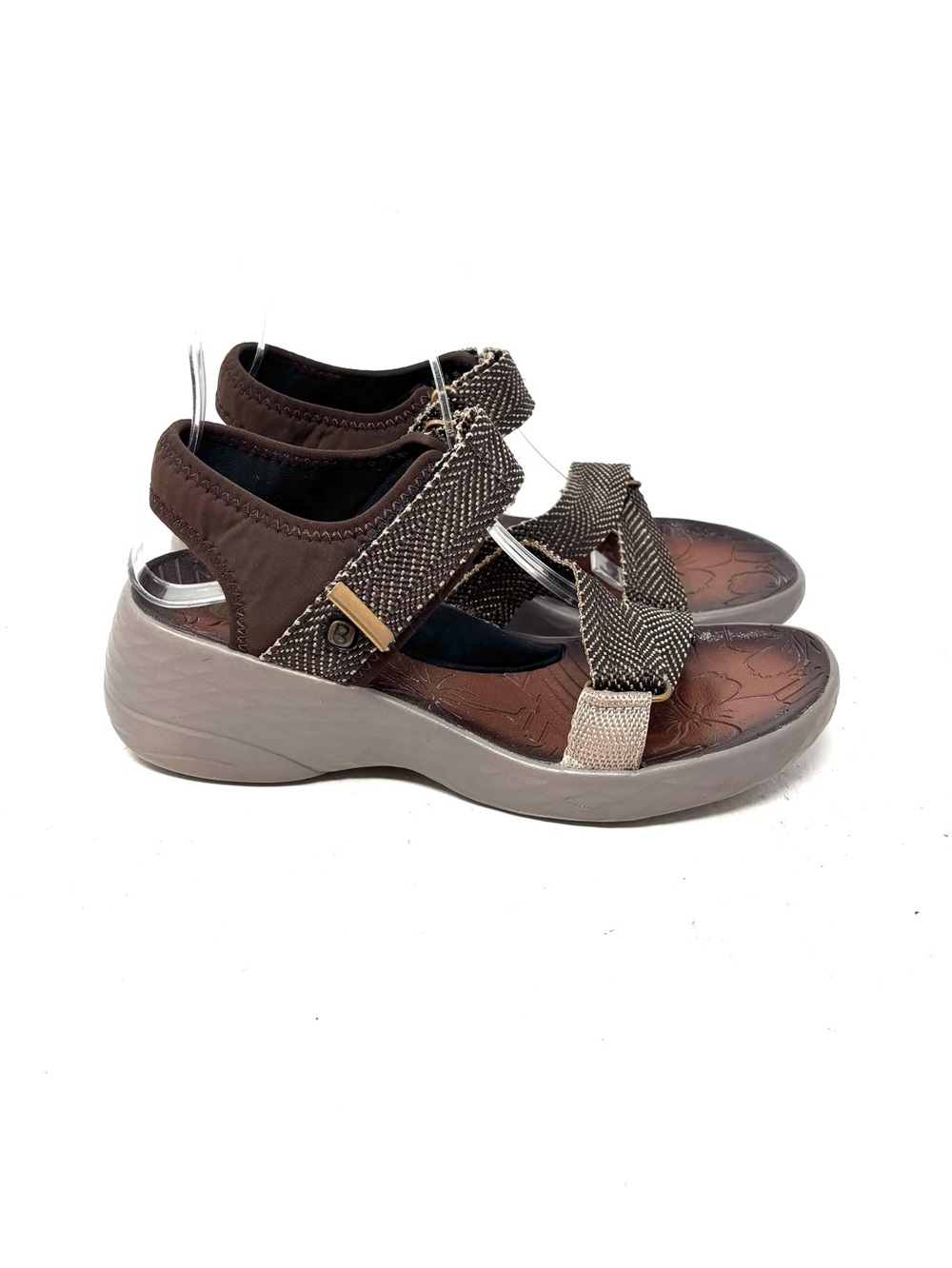 Bzees Sandals - Picture 5 of 7